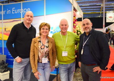 Jur de Graaf together with Loes and Piet Beelen and Sebastiaan van Paassen of IAA Fresh.